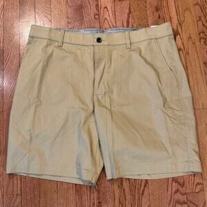 Nike Dri-FIT Golf Shorts Men’s 38 Khaki Performance Stretch NWT